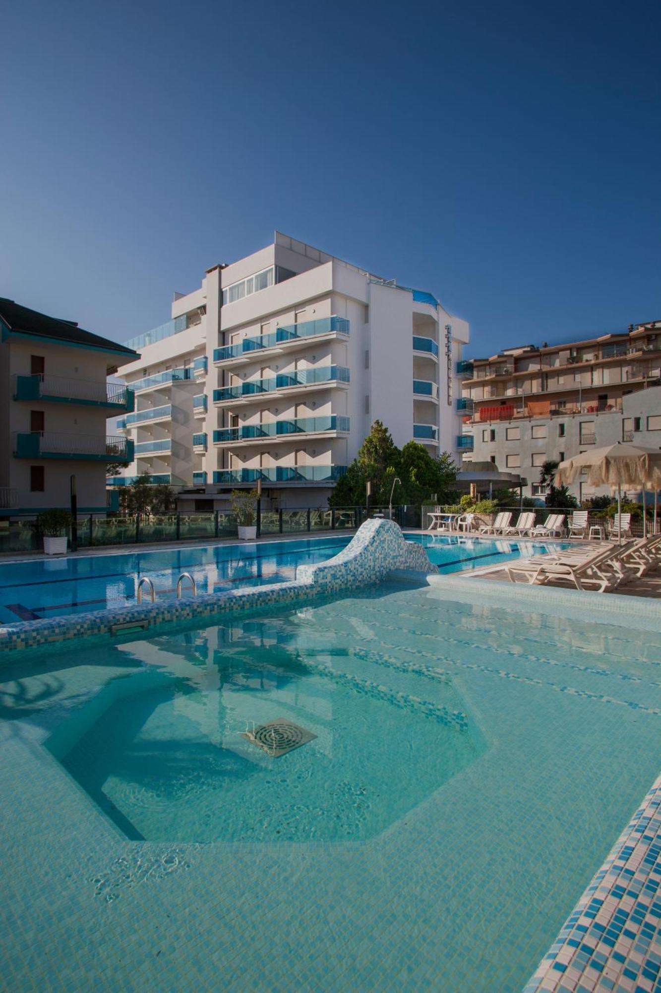Residence Atlantico Lido di Jesolo Exteriör bild